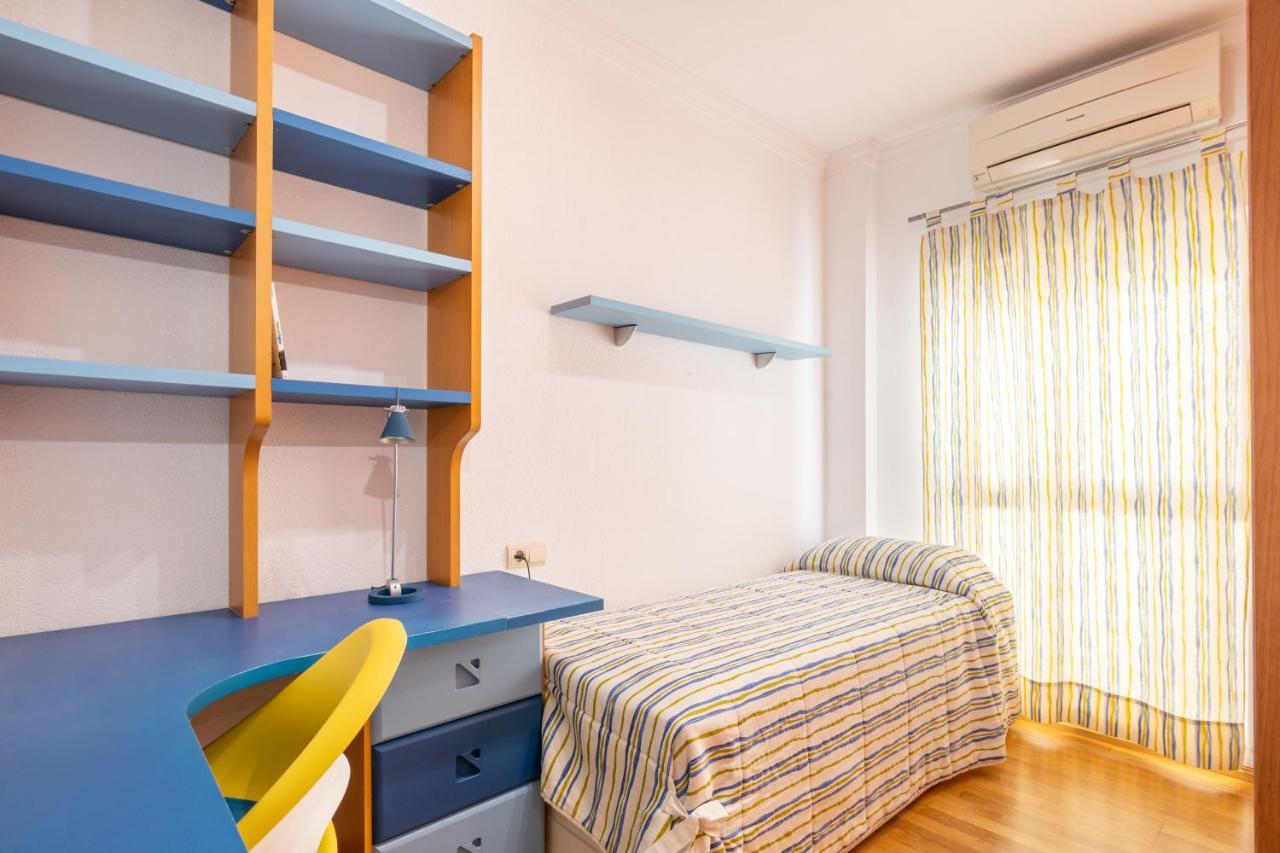 Amplio Apartamento Universidad By Renthas مالقة المظهر الخارجي الصورة
